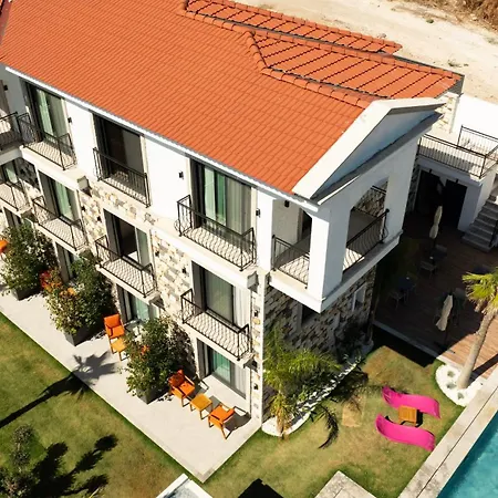 ホテル Canata Çeşme